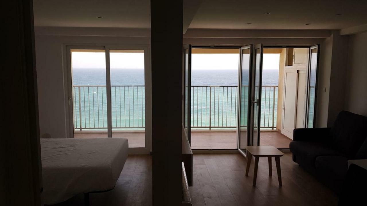Apartamento En Primera Linia Vistas Al Mar Платжа-д'Ару Екстер'єр фото