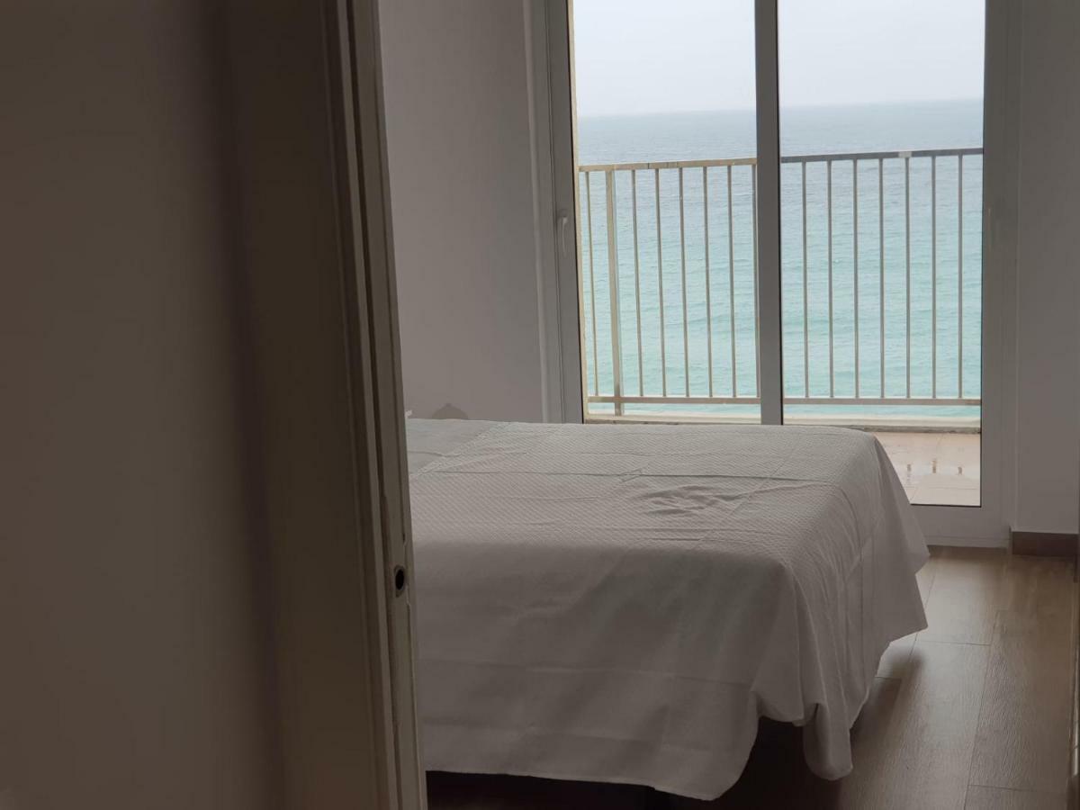 Apartamento En Primera Linia Vistas Al Mar Платжа-д'Ару Екстер'єр фото