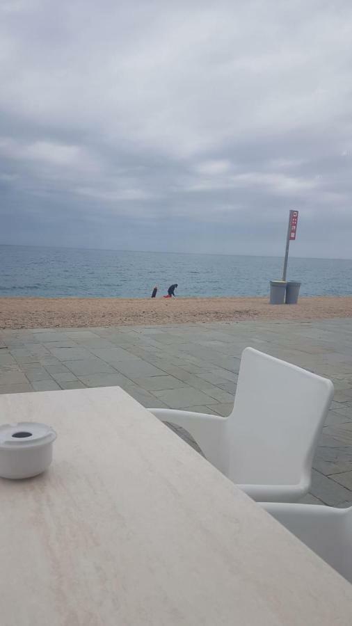 Apartamento En Primera Linia Vistas Al Mar Платжа-д'Ару Екстер'єр фото